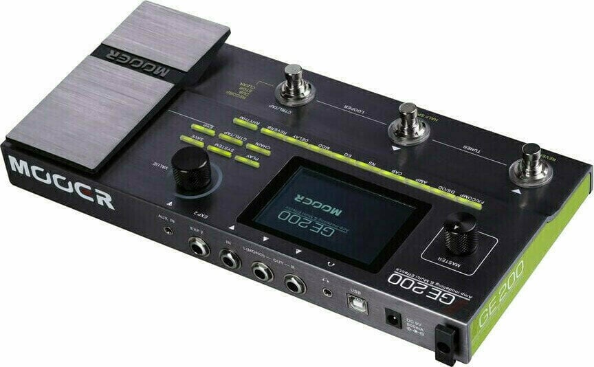Mooer GE200 Guitar Multi Effects Processor Pedal Board