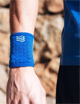 Grijači ruku za trčanje Compressport Sweatbands 3D.Dots Dazzling Blue/White UNI Grijači ruku za trčanje - 3
