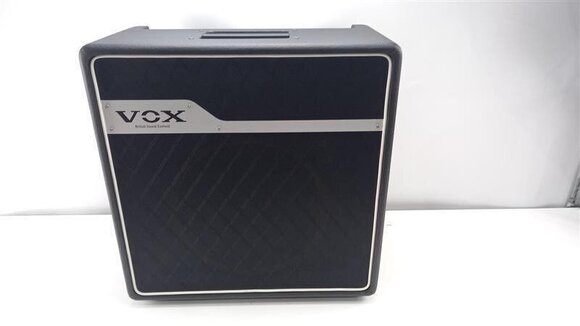 Pololampové gitarové kombo Vox MVX150C1 (Zánovné) - 2