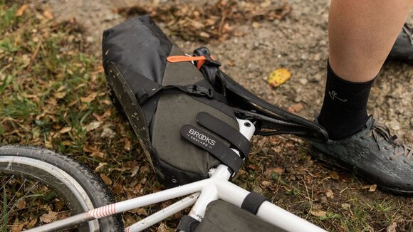 Cyklistická taška Brooks Scape Seat Bag Mud Green 8 L - 10