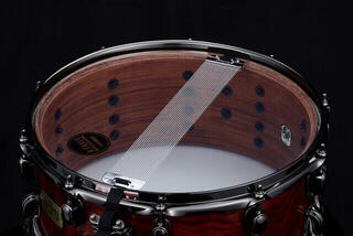 Snare Drum Tama LGB146 Natural Quilted Bubinga 14" Natural Snare Drum - 2