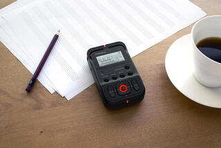 Mobile Recorder Roland R-07 Mobile Recorder - 7