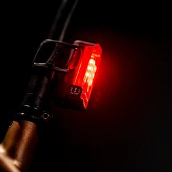 Fietslamp Lezyne Strip Drive Pro Alert 400+ Rear Black 400 lm Achteraan Fietslamp - 6
