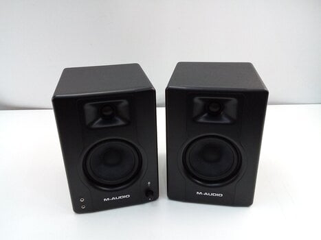 2-лентови активни студийни монитори M-Audio BX4 BT (Почти нов) - 2