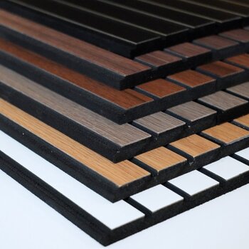 Chłonny panel piankowy Vicoustic VicStrip Square Black Matte - 2