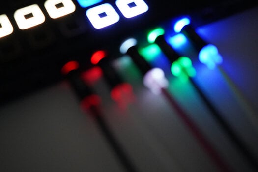 MIDI Cable OXI Instruments GLOWS Black-Blue-Green-Pink-White 30 cm-45 cm-60 cm - 4