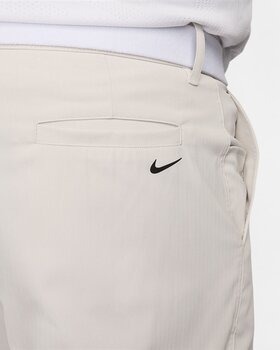 Pantalones cortos Nike Tour 8" Mens Chino Shorts Light Bone/Black 32 - 11