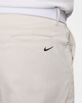 Kratke hlače Nike Tour 8" Mens Chino Shorts Light Bone/Black 34 - 11