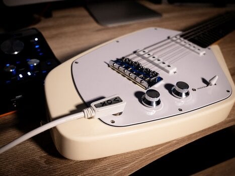 Guitarra elétrica Vox Mark V Mini Phantom White - 5