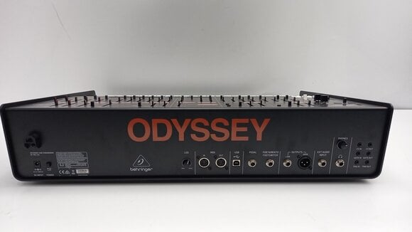 Synthesizer Behringer Odyssey (Beschädigt) - 6