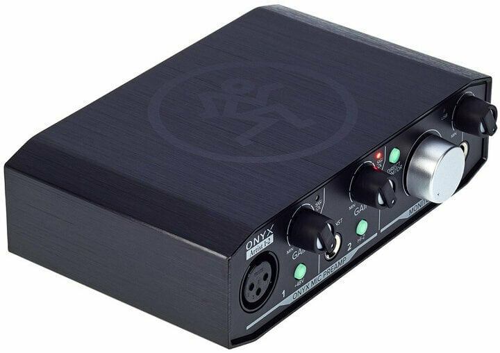 Număr de preamplificatoare