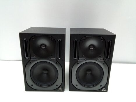 2-Way Active Studio Monitor Behringer B 2030 A TRUTH (Pre-owned) - 2
