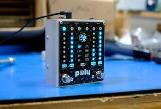 Guitar Effect Poly Effects Josh Smith Flat V Guitar Effect - 3