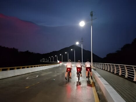 Kolesarska luč Shanren Raz Pro Bike Taillight Black Kolesarska luč - 17