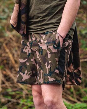 Horgásznadrág Fox Horgásznadrág Black/Camo LW Swim Shorts - 2XL - 14