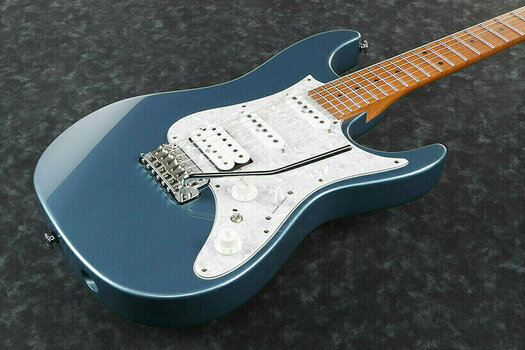 Guitare électrique Ibanez AZ2204-ICM Ice Blue Metallic - 2