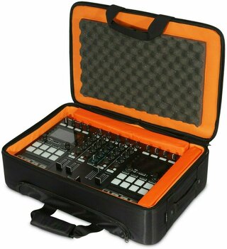 DJ чанта с колелца UDG Ultimate MIDI Controller Backpack BK/OR S DJ чанта с колелца - 9