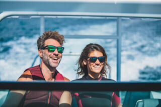 Yachting Glasses Jobe Dim Floatable Black/Smoke Yachting Glasses - 1