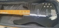 Markbass GV 4 Gloxy Val Black CR MP Black 4-strenget basguitar