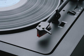 Hi-Fi Turntable Pro-Ject A2 2M Red Black Hi-Fi Turntable - 5