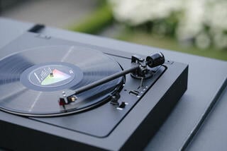 Hi-Fi Turntable Pro-Ject A2 2M Red Black Hi-Fi Turntable - 6