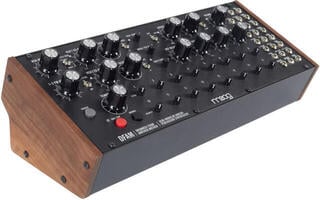 Synthesizer MOOG DFAM Synthesizer - 2