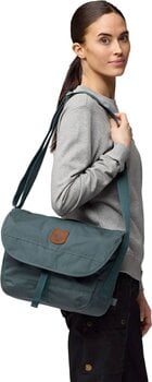 Peňaženka, crossbody taška Fjällräven Greenland Shoulder Small Deep Forest Taška - 8