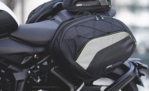 Sidekuffert/sadeltaske til motorcykel Givi EA127B Pair of Extendible Side Bags 30L Taske - 12