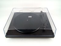 Pro-Ject A1 OM10 Black Lemezjátszó