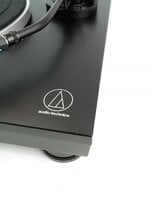 Audio-Technica AT-LP5X Black Tocadiscos