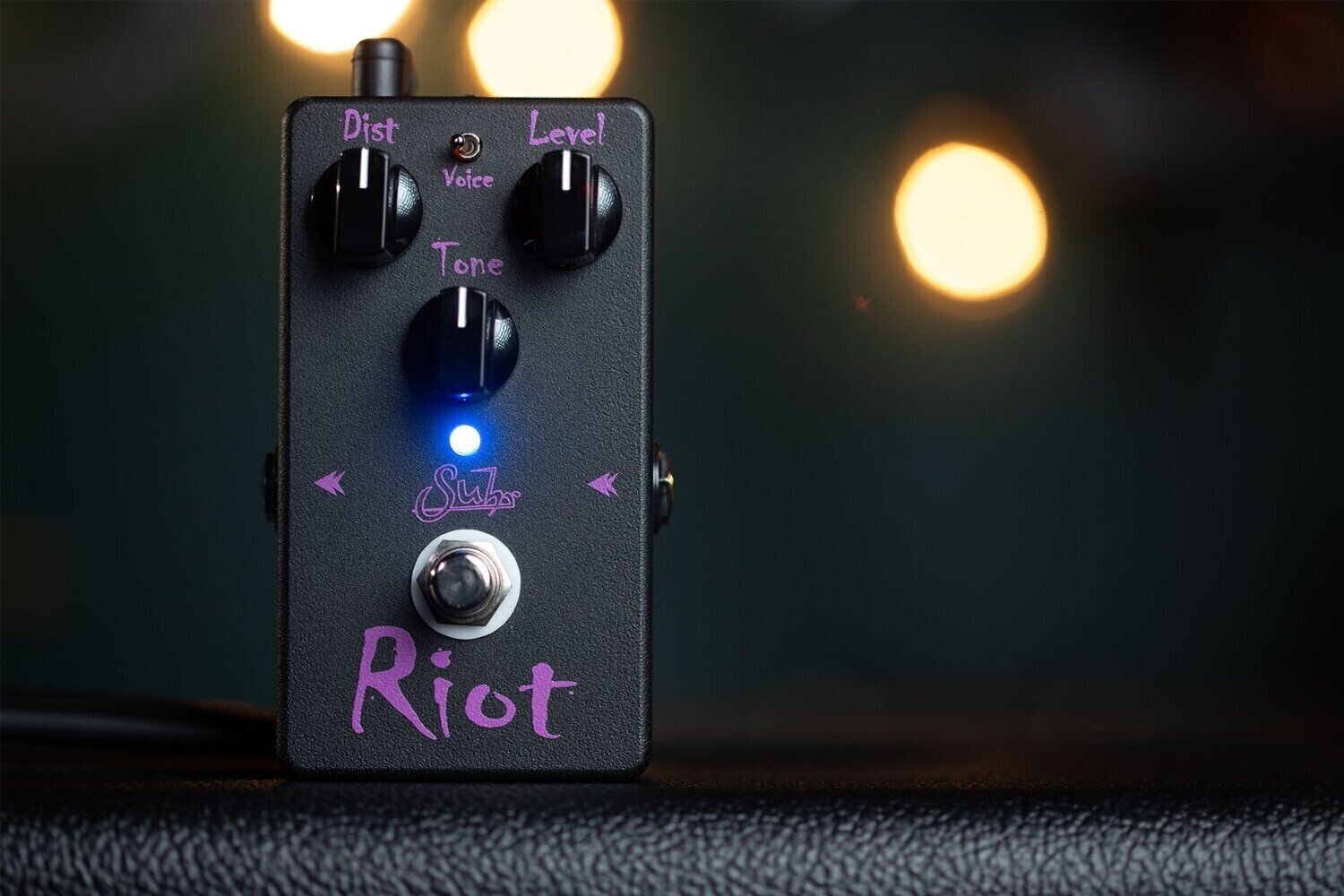 SUHR RIOT DISTORTION™ - CLEAN AMP - YouTube