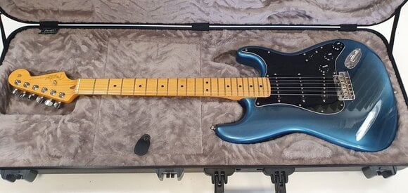 E-Gitarre Fender American Professional II Stratocaster MN Dark Night E-Gitarre (Neuwertig) - 4