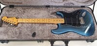 Fender American Professional II Stratocaster MN Dark Night Guitarra elétrica