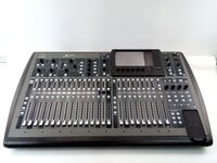 Behringer X32 Digitális keverő