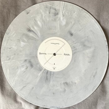 Vinyl Record Britney Spears - Femme Fatale (Light Grey Marbled Coloured) (Limited Edition) (Reissue) (LP) - 2