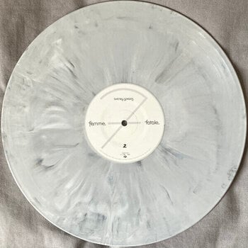 Vinyl Record Britney Spears - Femme Fatale (Light Grey Marbled Coloured) (Limited Edition) (Reissue) (LP) - 3