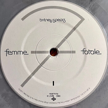 Vinylplade Britney Spears - Femme Fatale (Light Grey Marbled Coloured) (Limited Edition) (Reissue) (LP) - 4