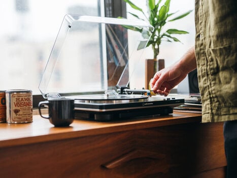 Turntable Audio-Technica AT-LP70xBT Black Silver Turntable - 9