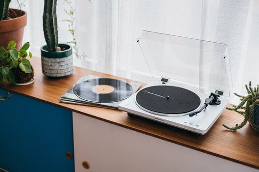 Turntable Audio-Technica AT-LP70xBT White Silver Turntable - 8