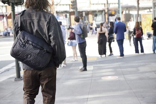 Portefeuille, sac bandoulière Chrome Midtown Messenger Black Sac en bandoulière - 6