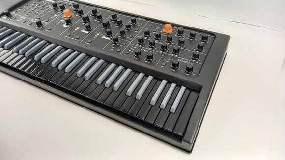 Synthétiseur Studiologic Sledge 2 Black-Edition Synthétiseur Black (Déjà utilisé) - 3