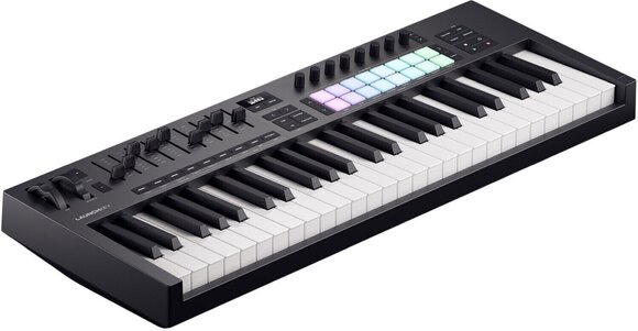 Klawiatury sterujące 49 klawiszy Novation Launchkey 49 MK4 Klawiatury sterujące 49 klawiszy Black - 3