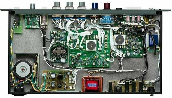 Mikrofónový predzosilňovač Warm Audio WA73-EQ Mikrofónový predzosilňovač - 4