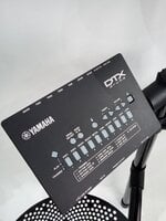 Yamaha DTX402K Black Bateria eletrónica