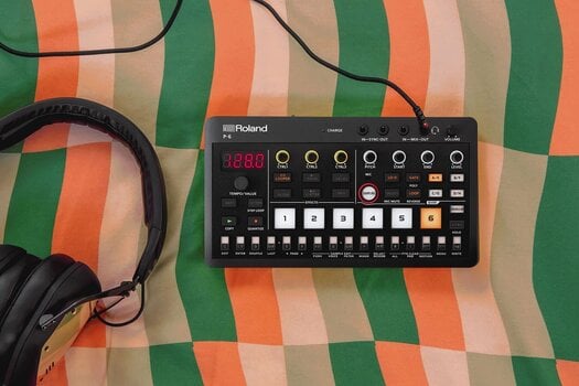 Amostrador Roland Aira Compact P-6 Amostrador - 15