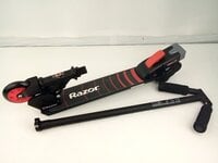 Razor Turbo A Black Standardangebot Elektrischer Roller