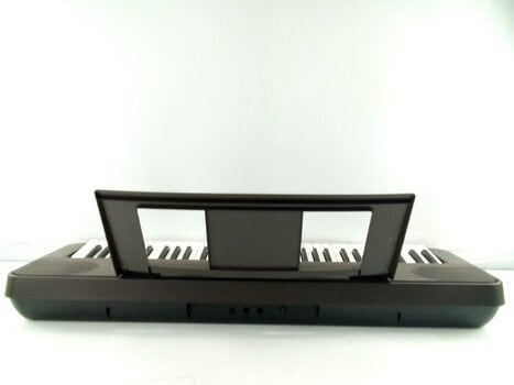 Keyboard with Touch Response Yamaha PSR-E360 Keyboard with Touch Response Dark Walnut (Pre-owned) - 4