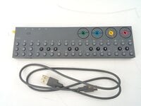 Teenage Engineering OP-Z Zsebszintetizátor