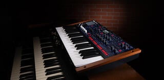 Synthesizer Korg Multi/Poly Synthesizer - 6