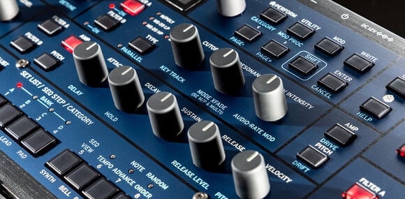 Sintetizador Korg Multi/Poly Sintetizador - 11